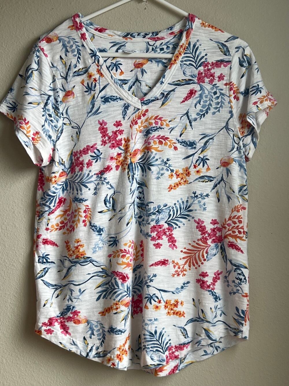 Chicos White Botanical Floral V-Neck Slub Knit Short Sleeve Tee Size Medium